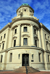 Winnipeg, Manitoba, Canada: Law Courts - corner of Broadway and Kennedy street - drum and cupola - architects Samuel Hooper, Victor W. Horwood, John D. Atchison - photo by M.Torres