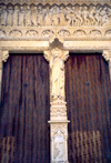 France - Metz / MZM / ETZ (Moselle / Lorraine): the Cathedral of St Etiene - detail of the portal (photo by Miguel Torres)