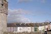 Ireland - Cahir (county Tipperary): town seen from Cahir castle - terraced buildings (photo by M.Bergsma)